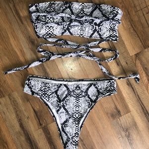 ❤️Multi wear snake print bikini